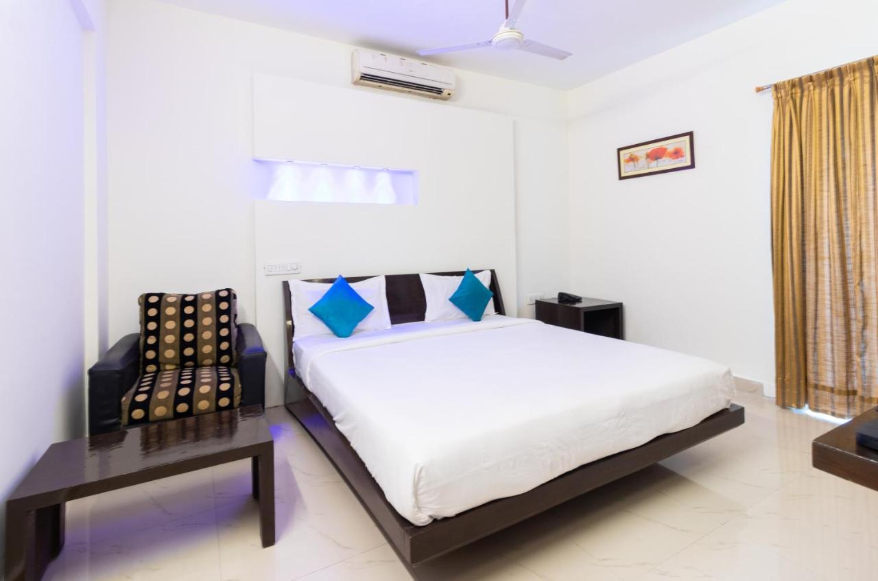 Sanctum Suites Domlur Bangalore Kamer foto